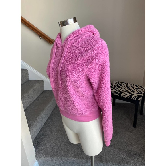 Fifth Sun pink sherpa teddy cropped hooded pullover, size small - Picture 3 of 9